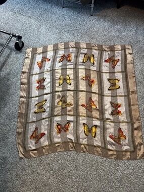 Butterfly Print Satin Scarf in Beige and Yellow